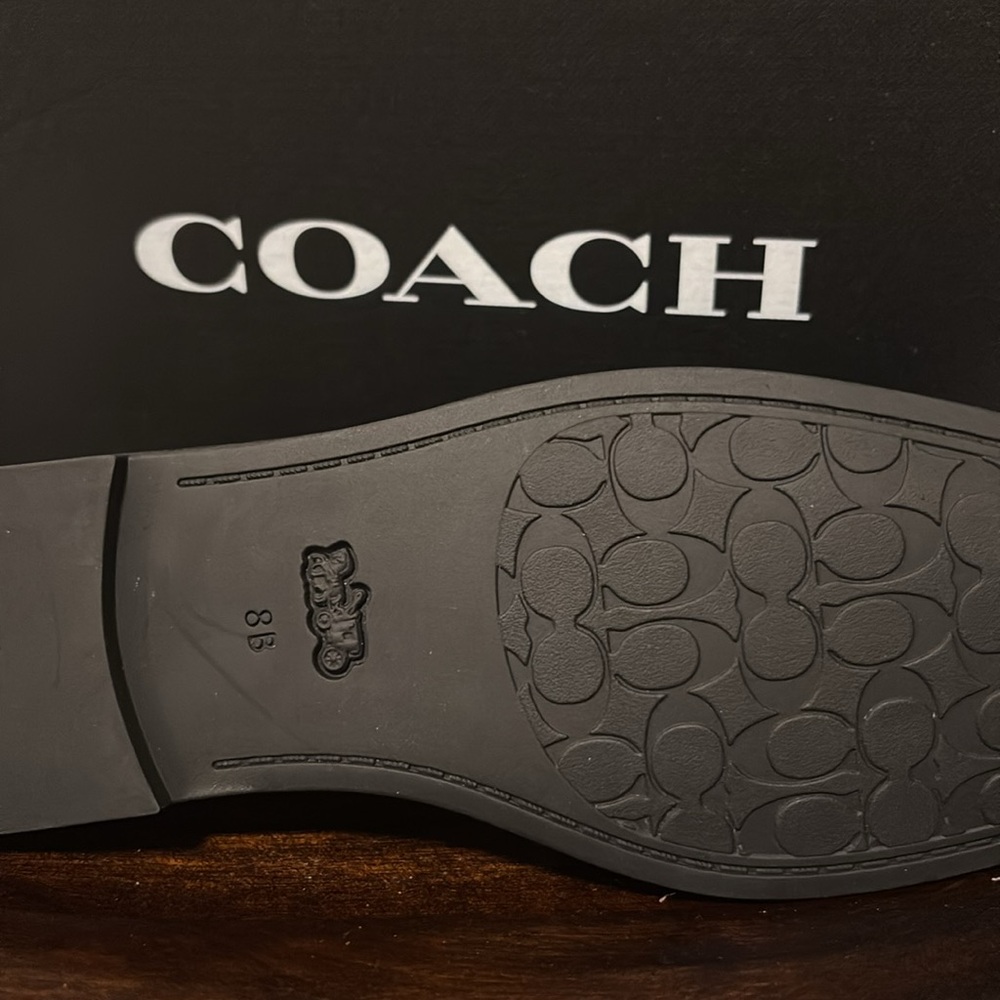 Coach Elegant Black Leather Flats - Picture 6 of 7